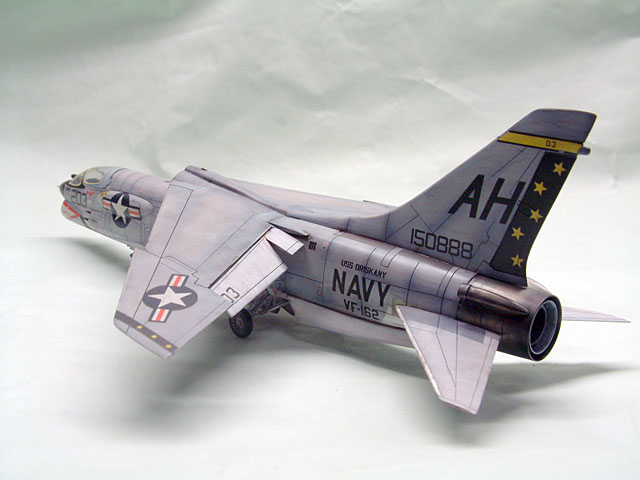 F-8Eクルセイダー